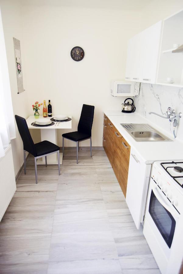 Apartment, Sun Terrace, Privat Parking Banska Bystrica Ngoại thất bức ảnh
