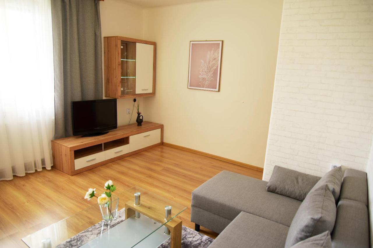 Apartment, Sun Terrace, Privat Parking Banska Bystrica Ngoại thất bức ảnh