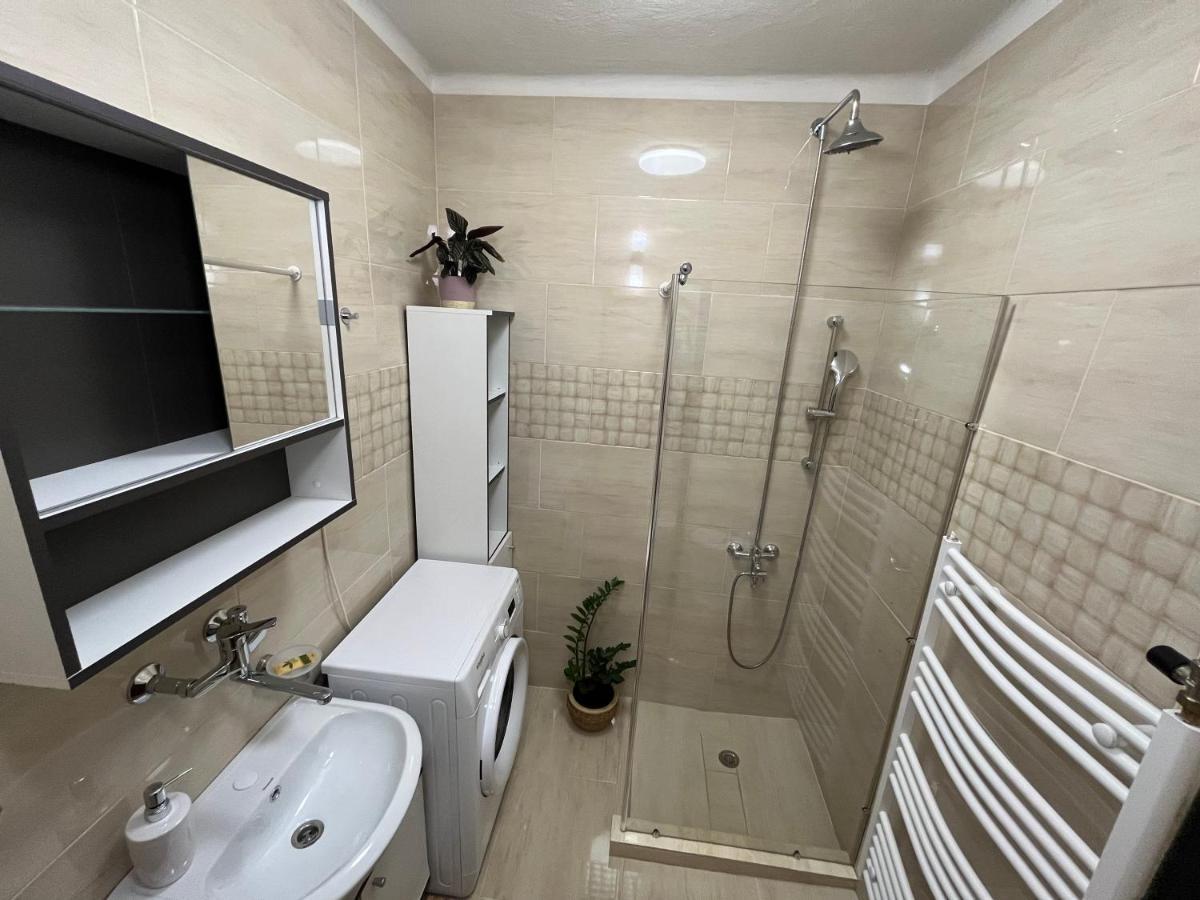 Apartment, Sun Terrace, Privat Parking Banska Bystrica Ngoại thất bức ảnh